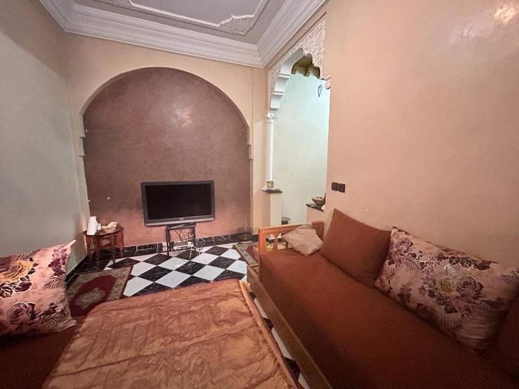 Appartement Dans Residence Avec Piscines マラケシュ エクステリア 写真